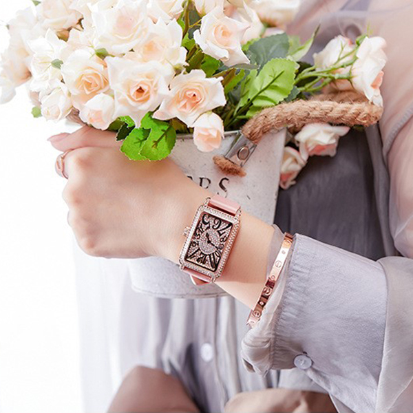 Đồng hồ nữ dây da mặt chữ nhật đính đá hồng nhẹ nhàng Guou ĐHĐ8505