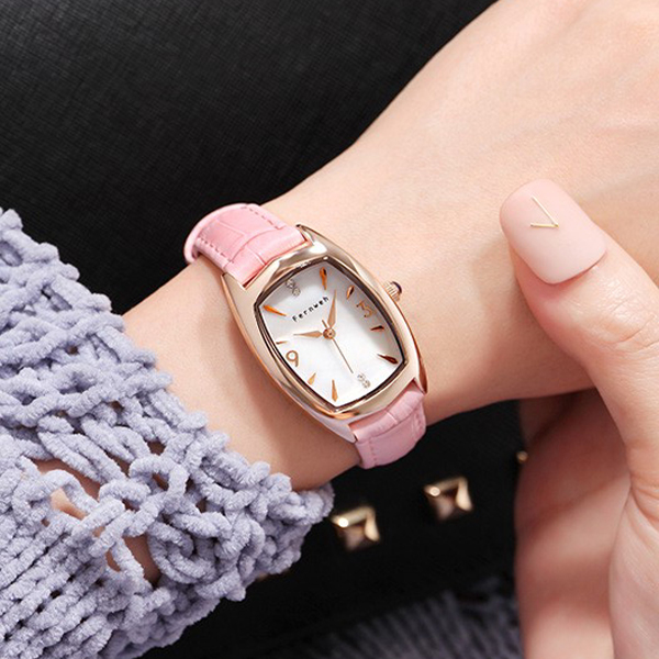 Đồng hồ nữ dây da mặt chữ nhật oval màu hồng nhẹ nhàng Fernweh ĐHĐ16705