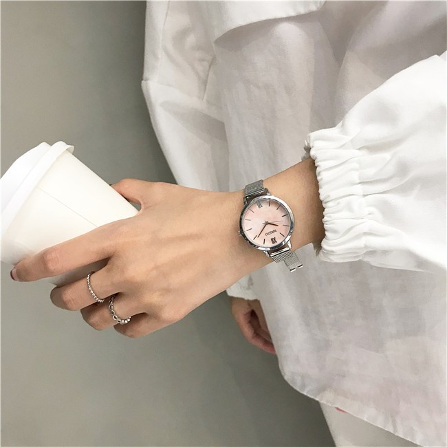 Đồng hồ nữ dây kim loại lưới bạc mặt tròn hồng ngọt ngào ĐHĐ15803