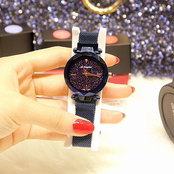 Đồng hồ nữ dây kim loại lưới mặt tròn khóa nam châm xanh thời trang ĐHĐ5904