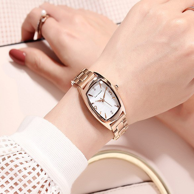Đồng hồ nữ dây kim loại vàng mặt chữ nhật oval trắng tinh tế Fernweh ĐHĐ16401