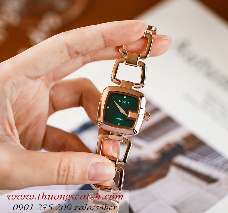 Đồng hồ nữ Guou dây kim loại mặt vuông size nhỏ xanh lục sành điệu ĐHĐ39703