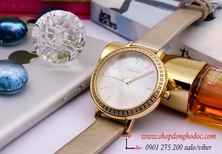 Đồng hồ nữ Hàn Quốc Julius JA 1036B dây da mặt tròn đính đá vàng kem sang chảnh ĐHĐ30603